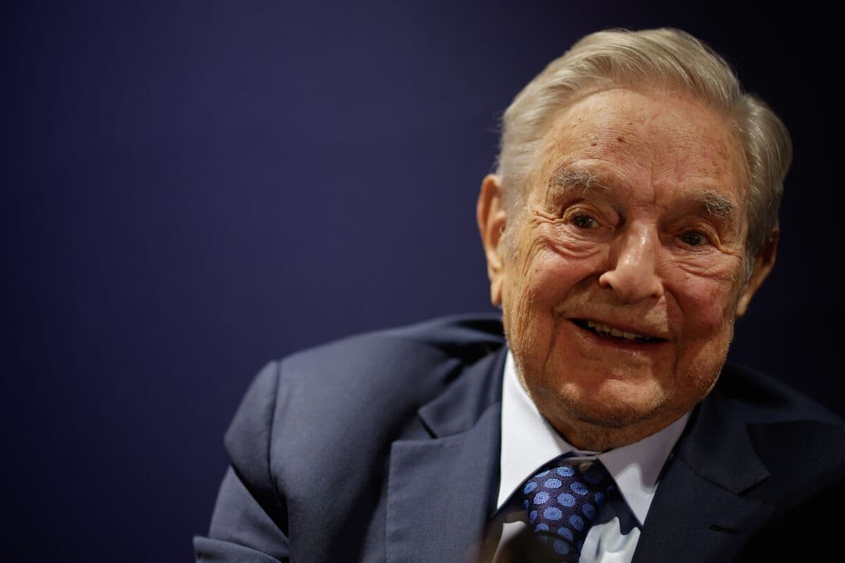 Digər Wall Street Demokratları rəqabət istədikləri üçün Soros Harrisi dəstəkləyir