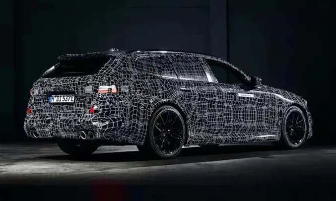 2025 BMW M5 Touring avqustun 15-də təqdim olunacaq