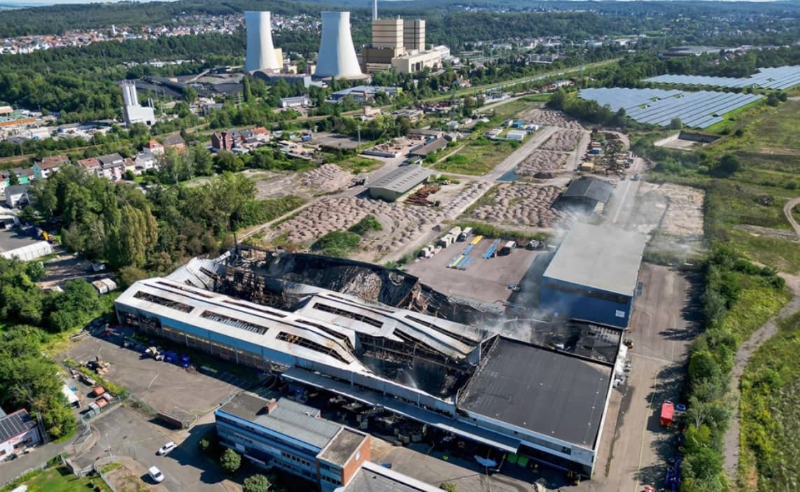Almaniyada ən böyük polad istehsalçısı ThyssenKrupp-un anbarında yanğın baş verib
