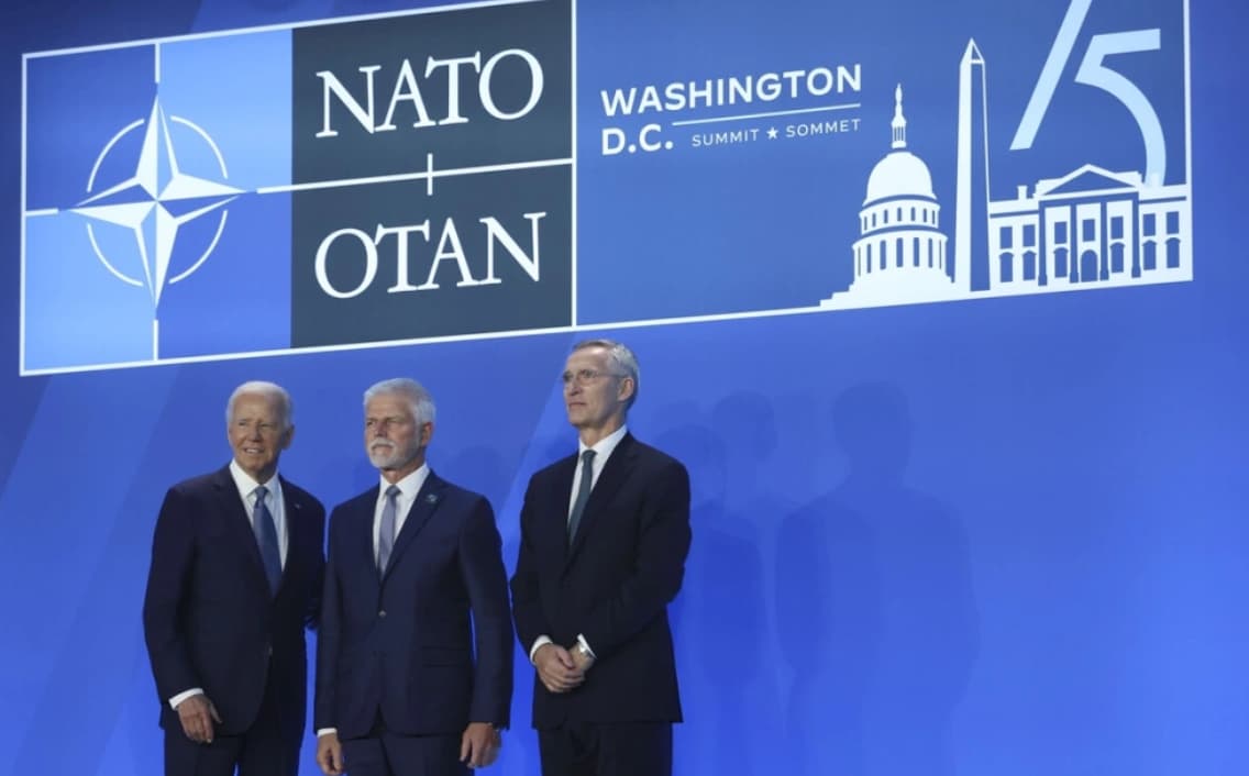 Çexiya Prezidenti: Ukrayna NATO-ya üzv olarkən bəzi əraziləri Rusiyanın nəzarətində qala bilər