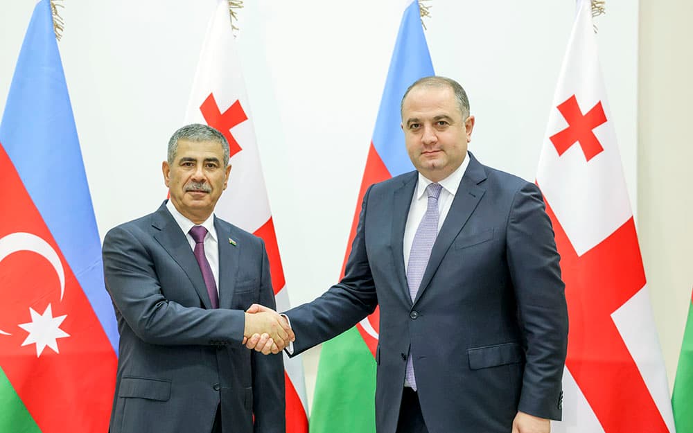 AERA və DEA yaşıl enerji bazarının inkişafını müzakirə ediblər
