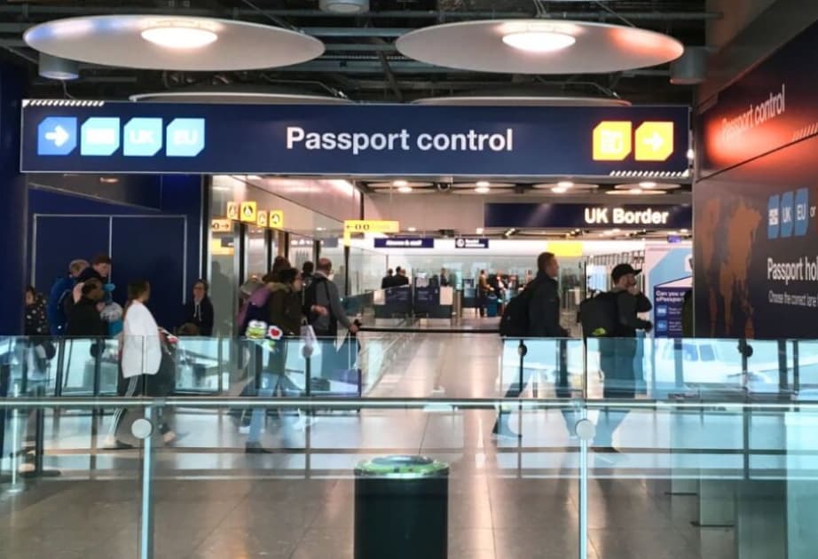 Britaniya hökuməti sərhəd və immiqrasiya sistemini rəqəmsallaşdırır