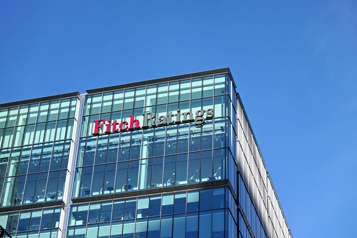 Fitch yaxın illər üçün neft və qaz qiymətləri ilə bağlı proqnozunu təsdiqləyib