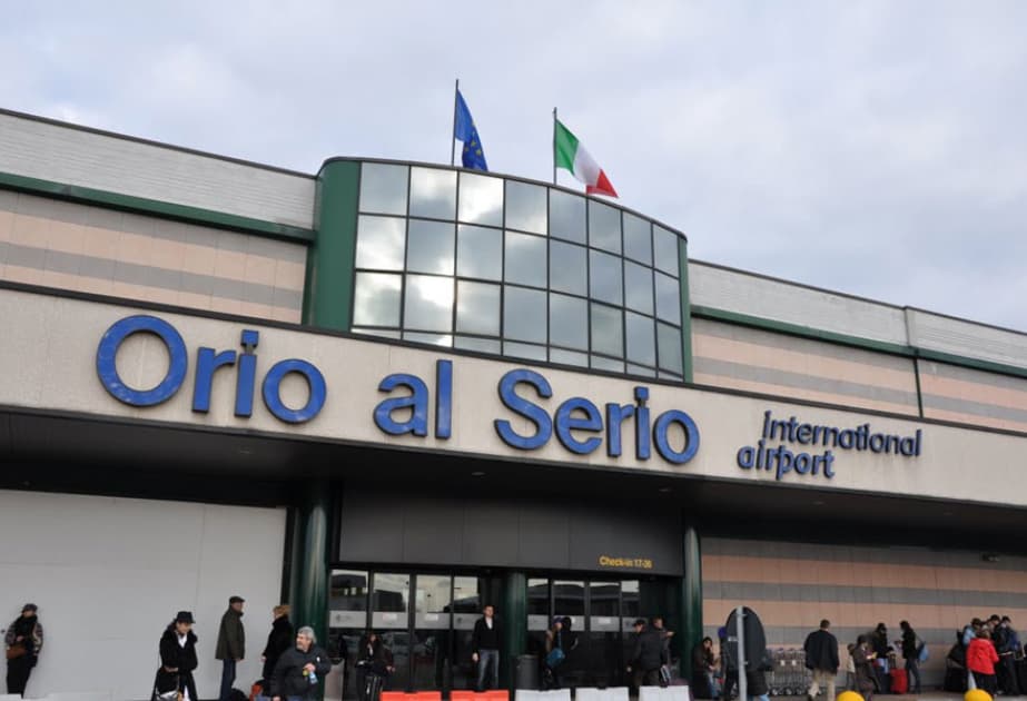 Milanın Berqamo aeroportunda uçuşlar dayandırılıb
