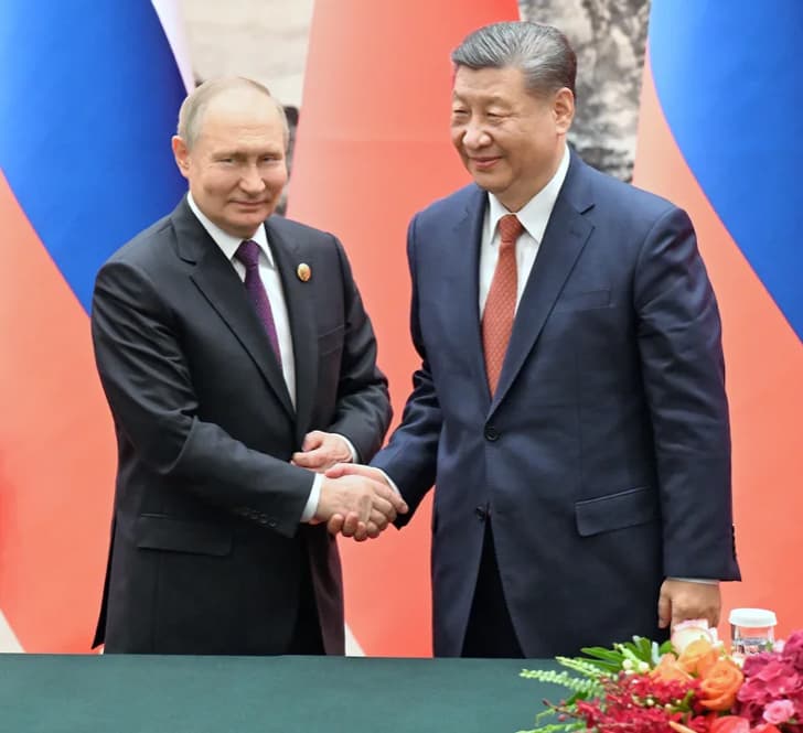 Putin və Si Rusiya ilə Çin arasında diplomatik münasibətlərin qurulmasının 75-ci ildönümü münasibətilə bir-birlərini təbrik ediblər