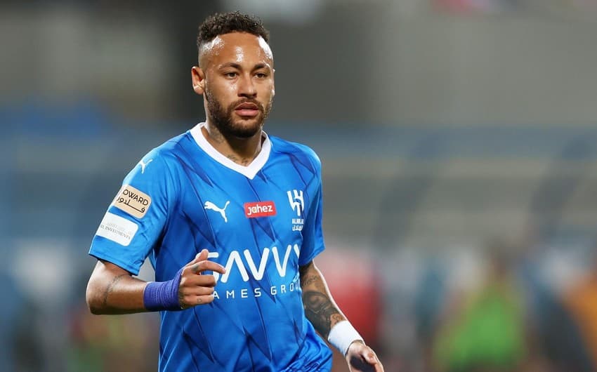 Neymar 1 ildən sonra yaşıl meydanlara qayıdıb