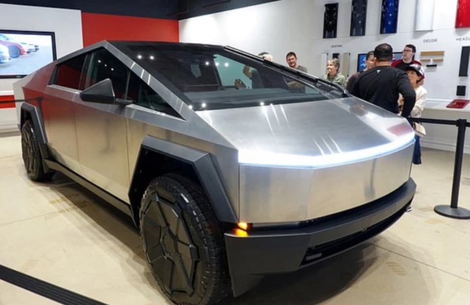 "Tesla" "Cybertruck" alıcılarını məyus etdi