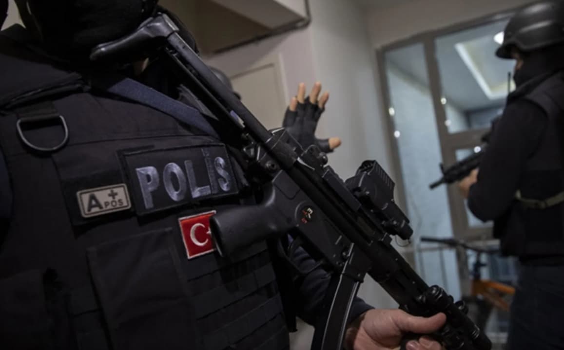Türkiyədə İŞİD-ə qarşı əməliyyat keçirilib, 33 şübhəli saxlanılıb