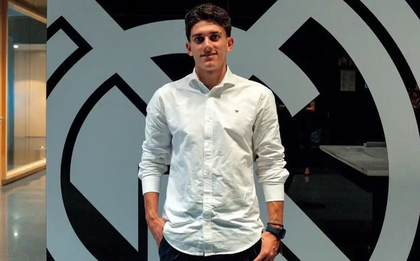 Məşhur futbolçunun oğlu "Real"ın əsas komandasına cəlb edilib