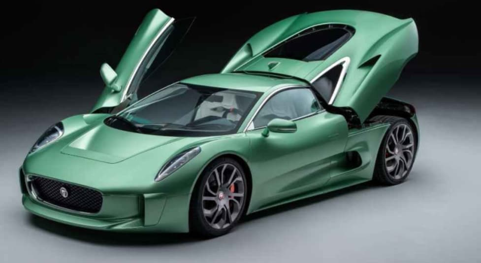 Jaguar C-X75 ümumi yollara çıxışı əldə edib