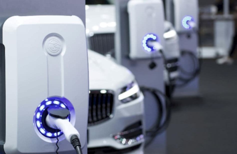 Bölgələrdə elektromobillər üçün şarj məntəqələri niyə yaradılmır?