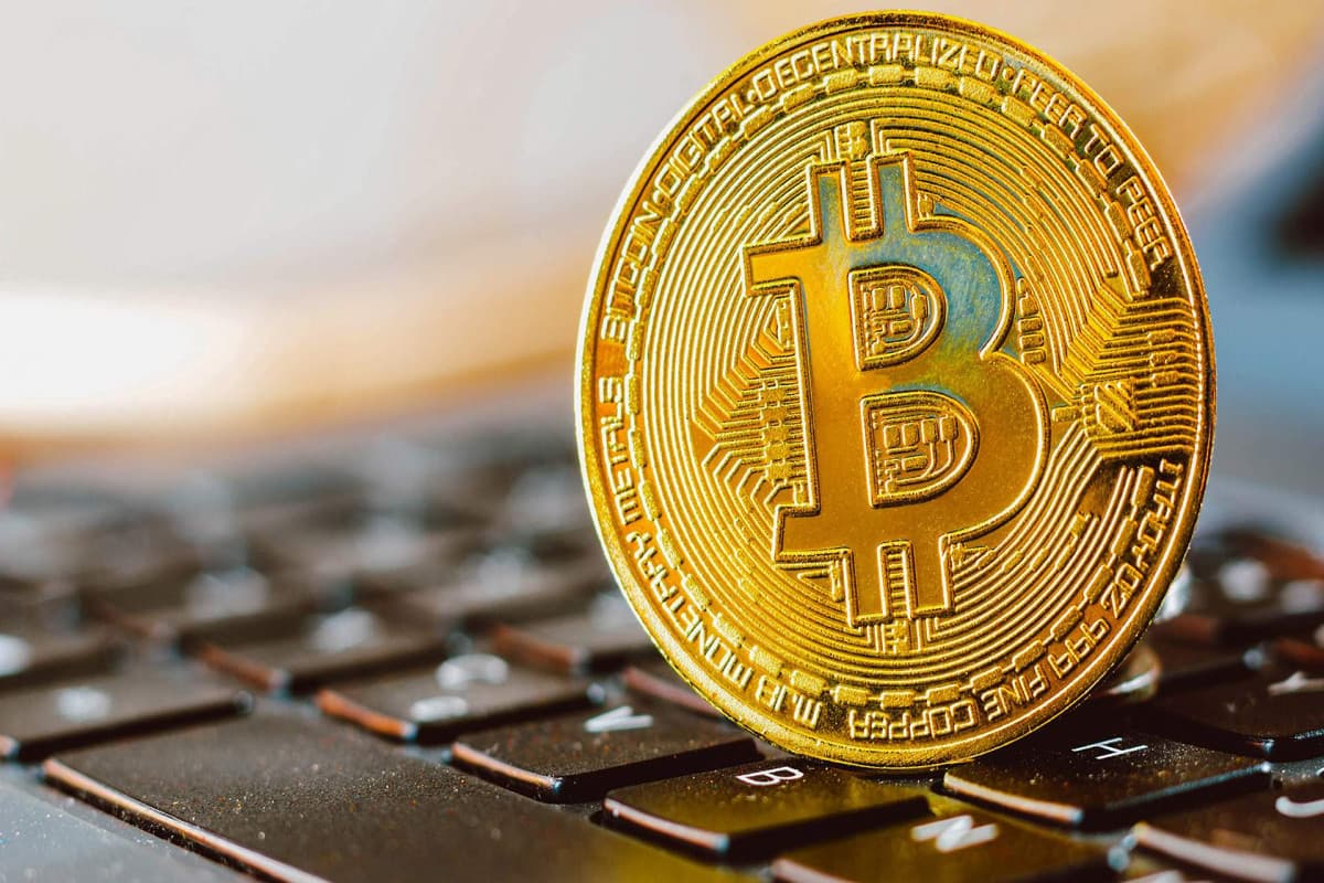 Bitkoinin qiyməti 97 min dolları keçib