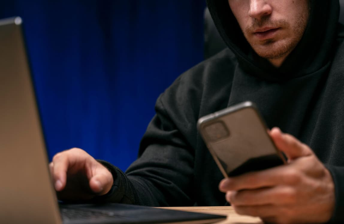 2024-cü ildə fırıldaqçıların darknet-də nələri axtarıb təklif etdiyi məlum olub