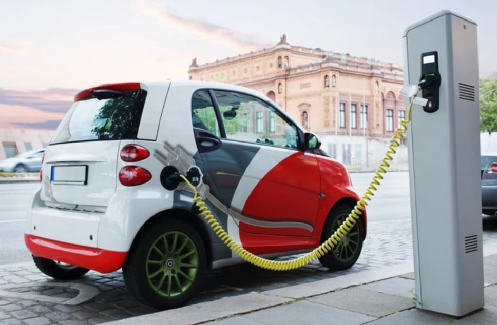 Baş nazirdən kiçik elektromobillərlə bağlı