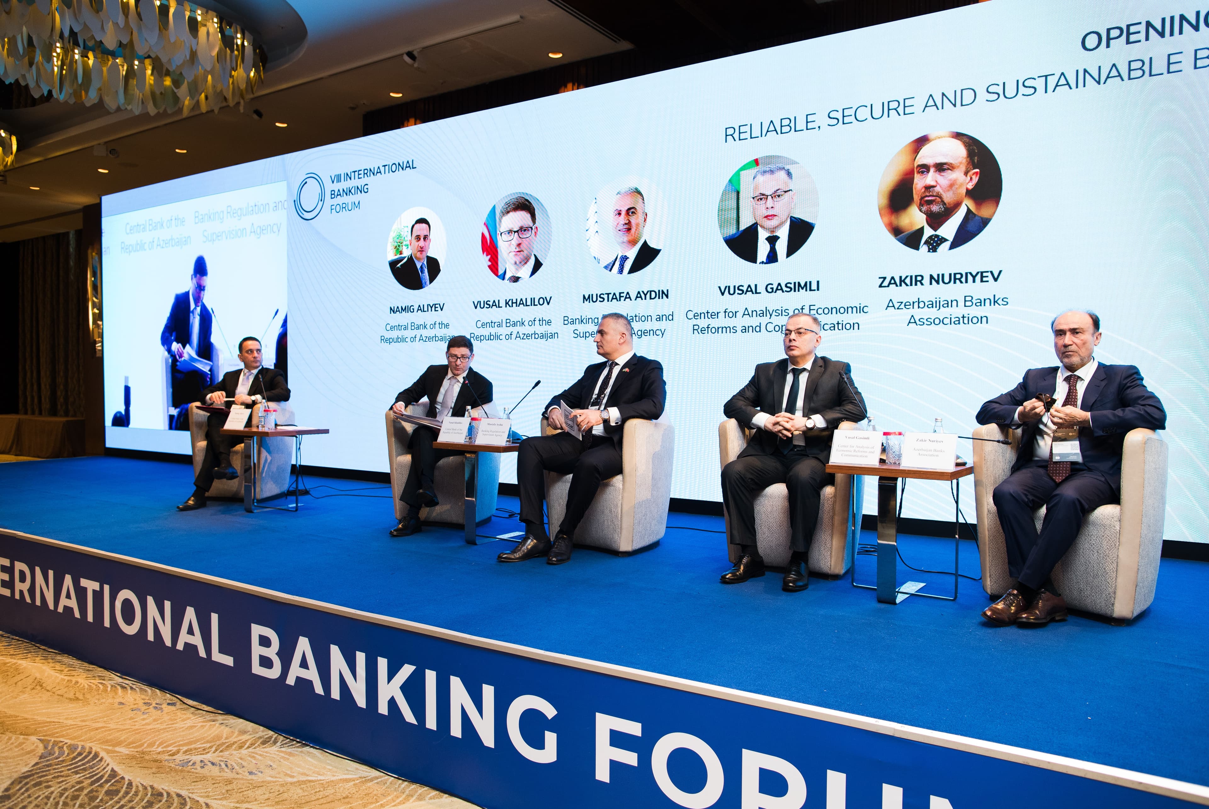 ETİBARLI, TƏHLÜKƏSİZ VƏ DAYANIQLI BANKÇILIQ –VIII Beynəlxalq Bankçılıq Forumu başa çatdı