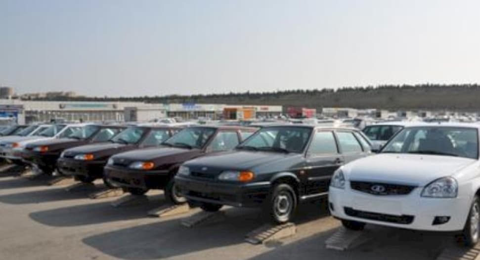 “Lada”ların qiyməti od tutub yanır – Bazarda Rusiya maşınları kəskin bahalaşdı