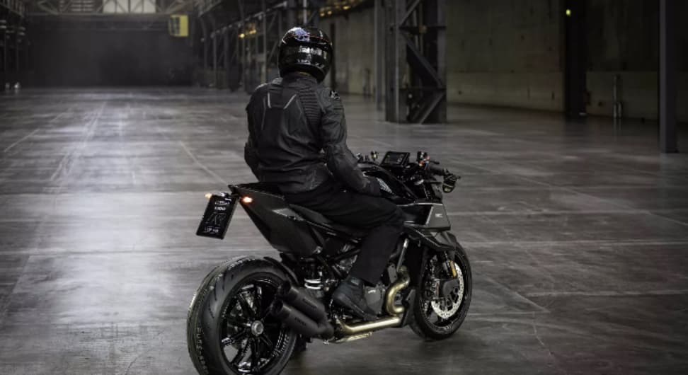 “Brabus”un tarixində ikinci motosikleti təqdim etdi