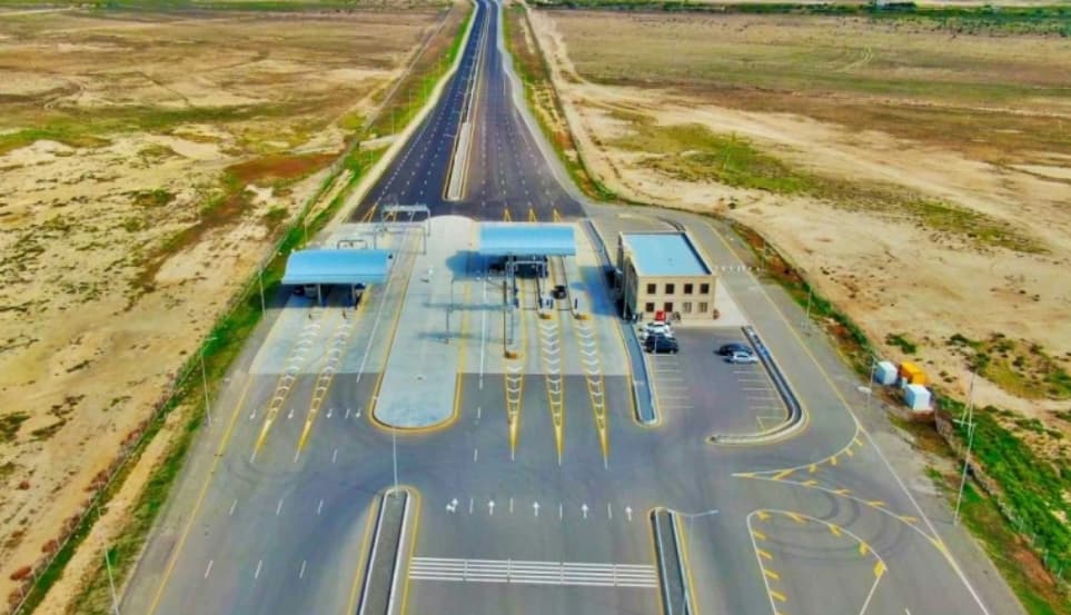 Azərbaycandakı ödənişli yolda "sürətli keçid kartı"nın tətbiqinə başlanılıb