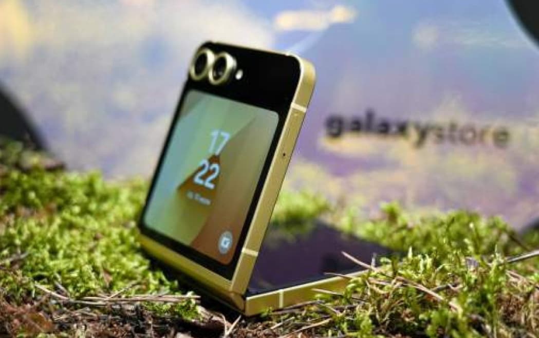 İlk düymələri olmayan smartfon 2025-ci ildə buraxılacaq