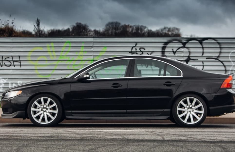 İşlənmiş "Volvo S80" sedanında ciddi çatışmazlıqlar nələrdir?
