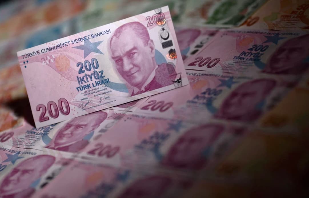 Lirənin dollara nisbətdə məzənnəsi minimumunu yeniləyib