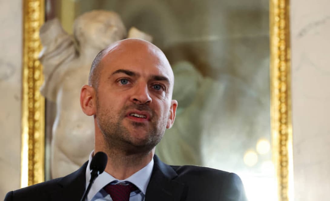 BRİKS sammitinin uğuru Fransa hökumətində panikaya səbəb olub