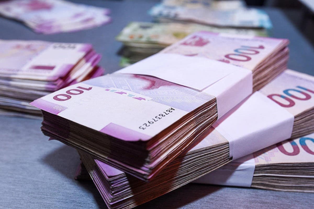 400 mindən çox vətəndaşın əmək haqqı artıb