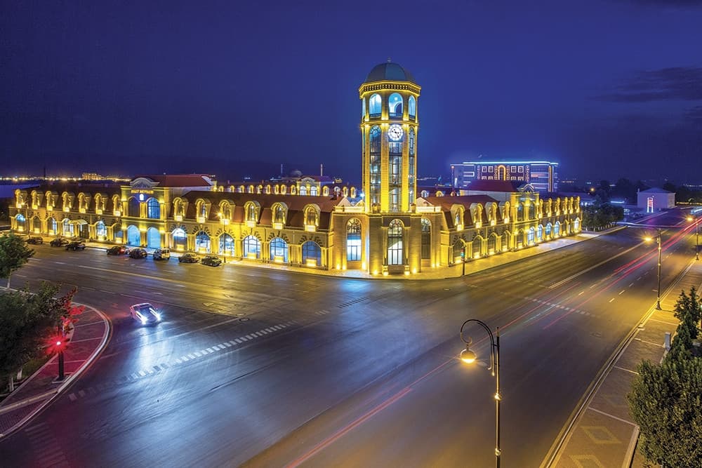 Naxçıvan küçələrinin işıqlandırılmasına 1,6 milyon manat xərclənəcək