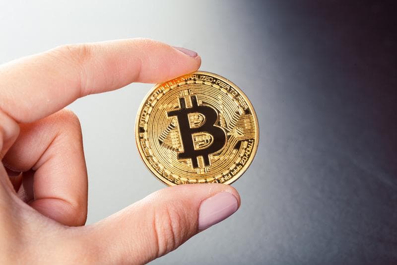 Bitcoin-in bazar kapitalizasiyası $2.08 trilyona yüksəldi