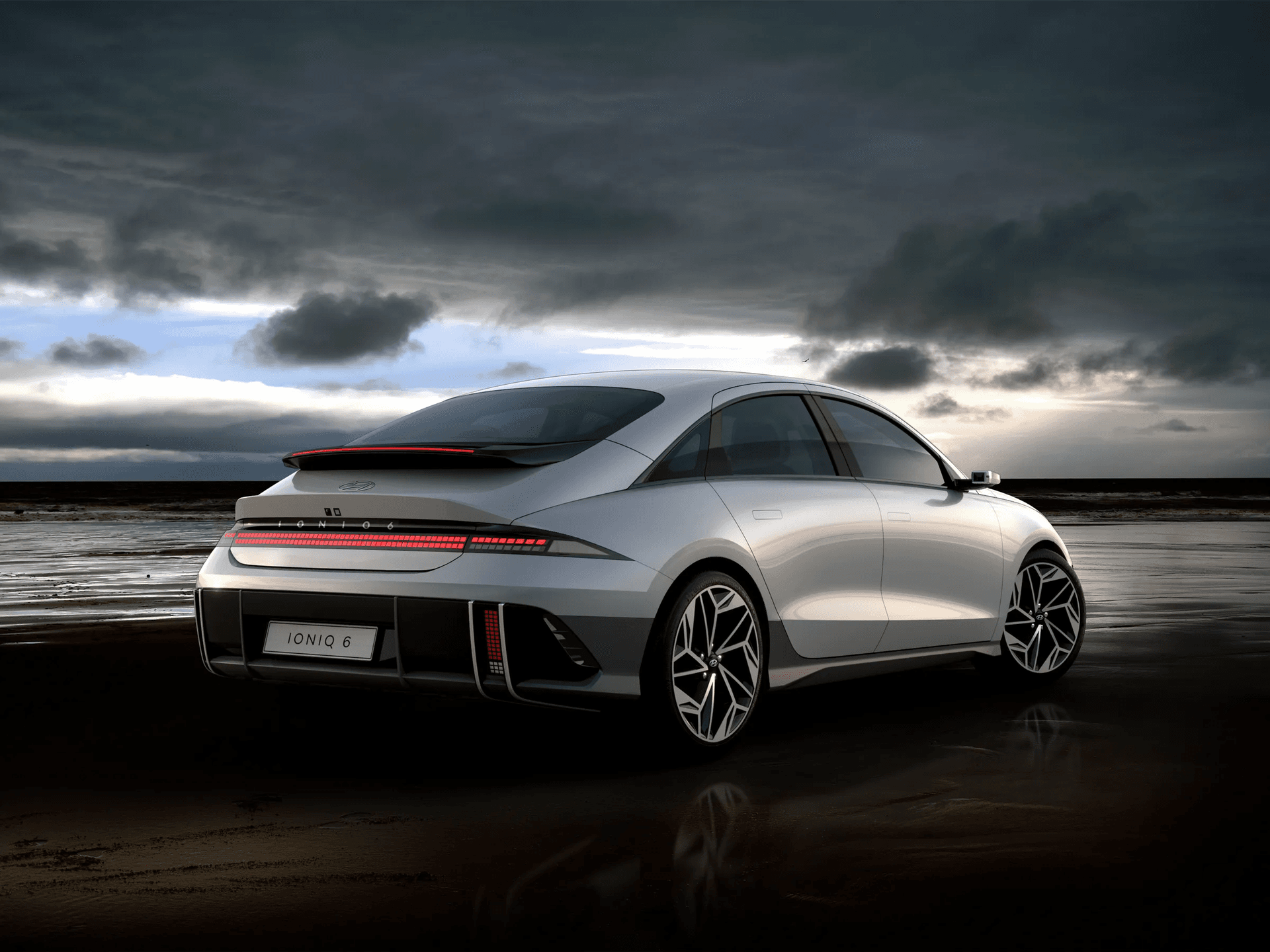 Hyundai, yenilənmiş IONIQ 6 modelini 2025-ci ildə tanıdacaq