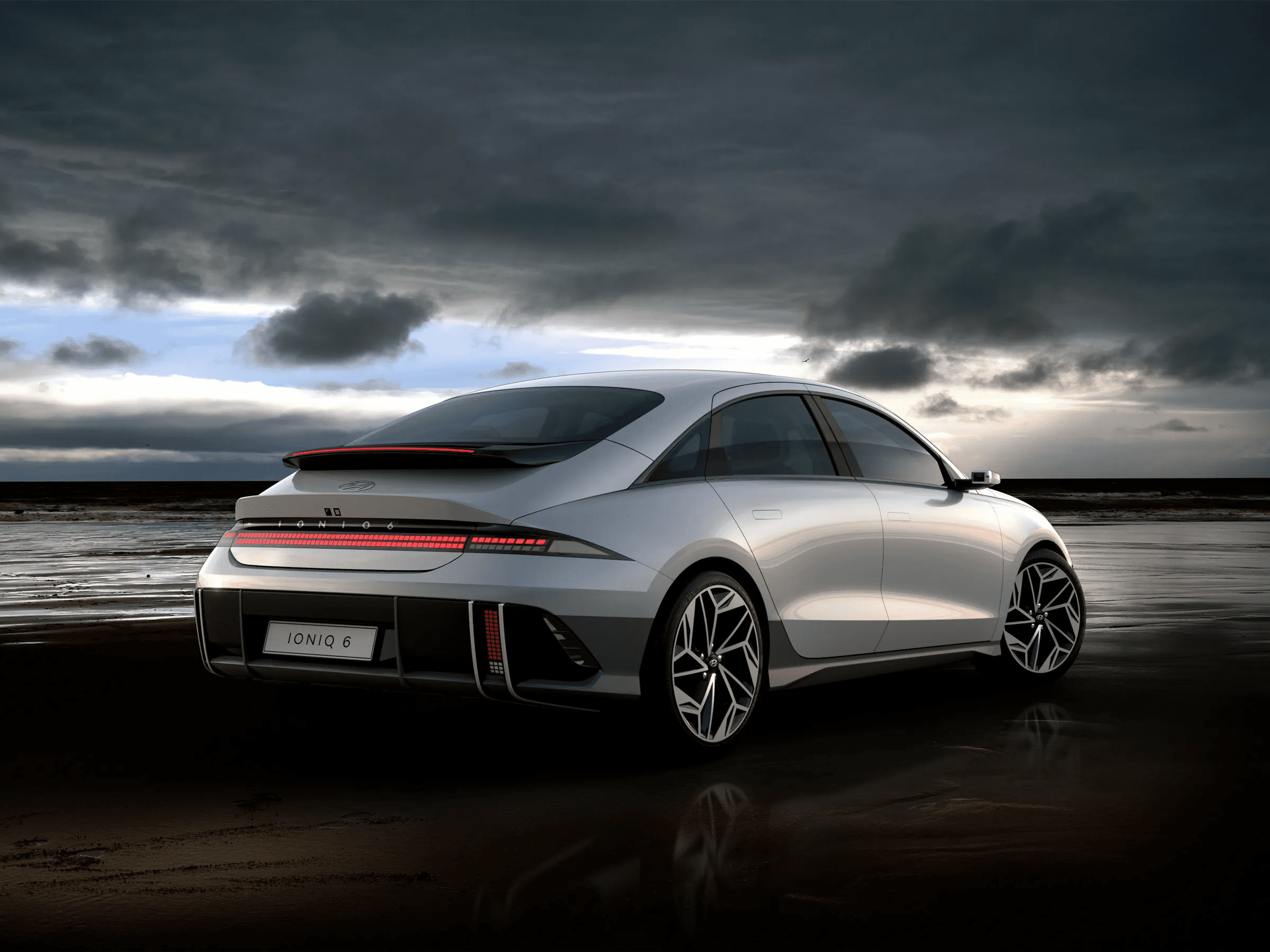 Hyundai, yenilənmiş IONIQ 6 modelini 2025-ci ildə tanıdacaq