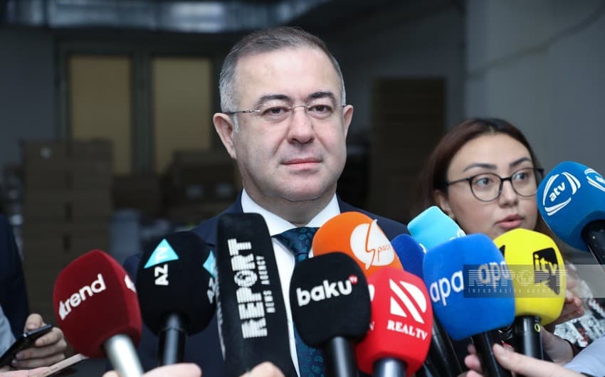 Bələdiyyə seçkiləri
günü 18 yaşı tamam olan 153 seçiciyə xüsusi
kartlar veriləcək