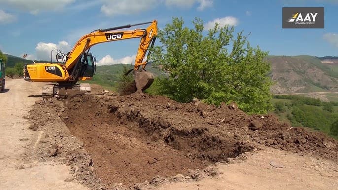 Göygöl yolu üzərində baş verən torpaq sürüşməsinin fəsadları aradan qaldırılıb