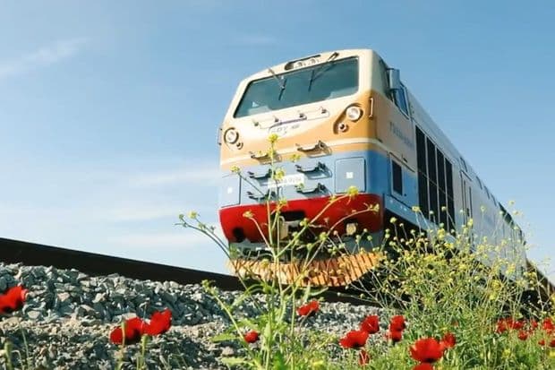 Azad edilmiş ərazilərdə dəmiryolu infrastrukturunun təkmilləşdirilməsi davam edir