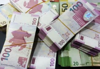 Ötən il istehlakçılara 426 min manat geri qaytarılıb