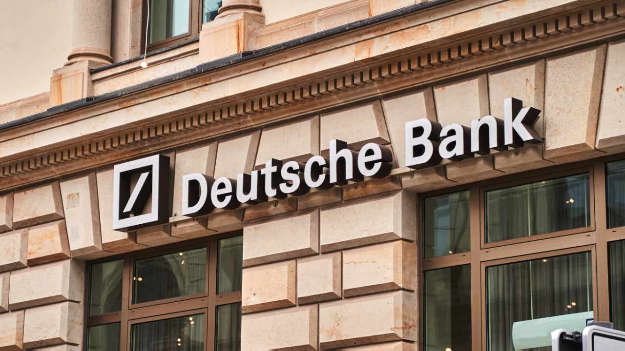 Deutsche Bank 2024-cü ilin dördüncü rübündə mənfəəti azalıb