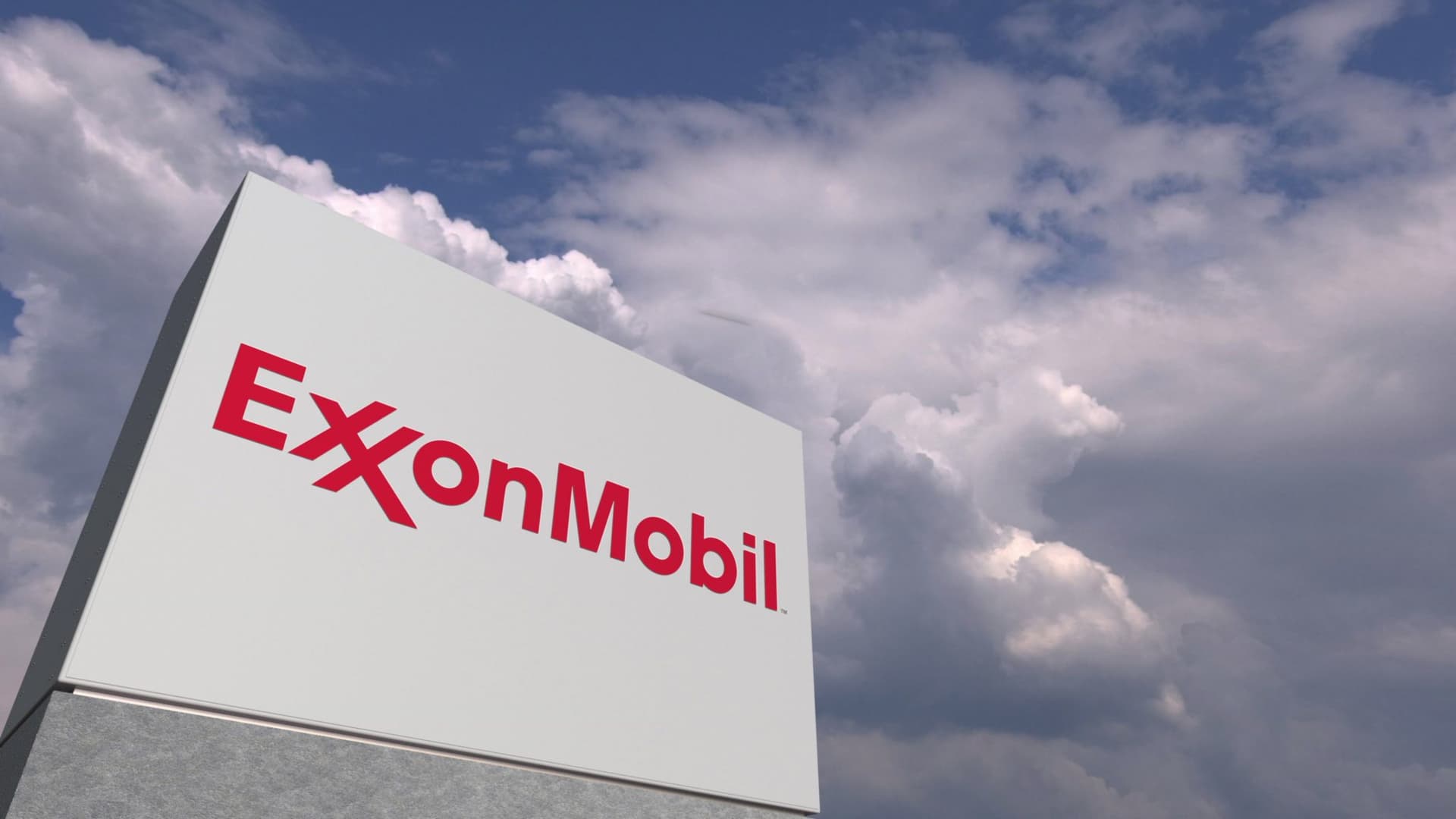 Exxon Mobil-n mənfəəti azalıb