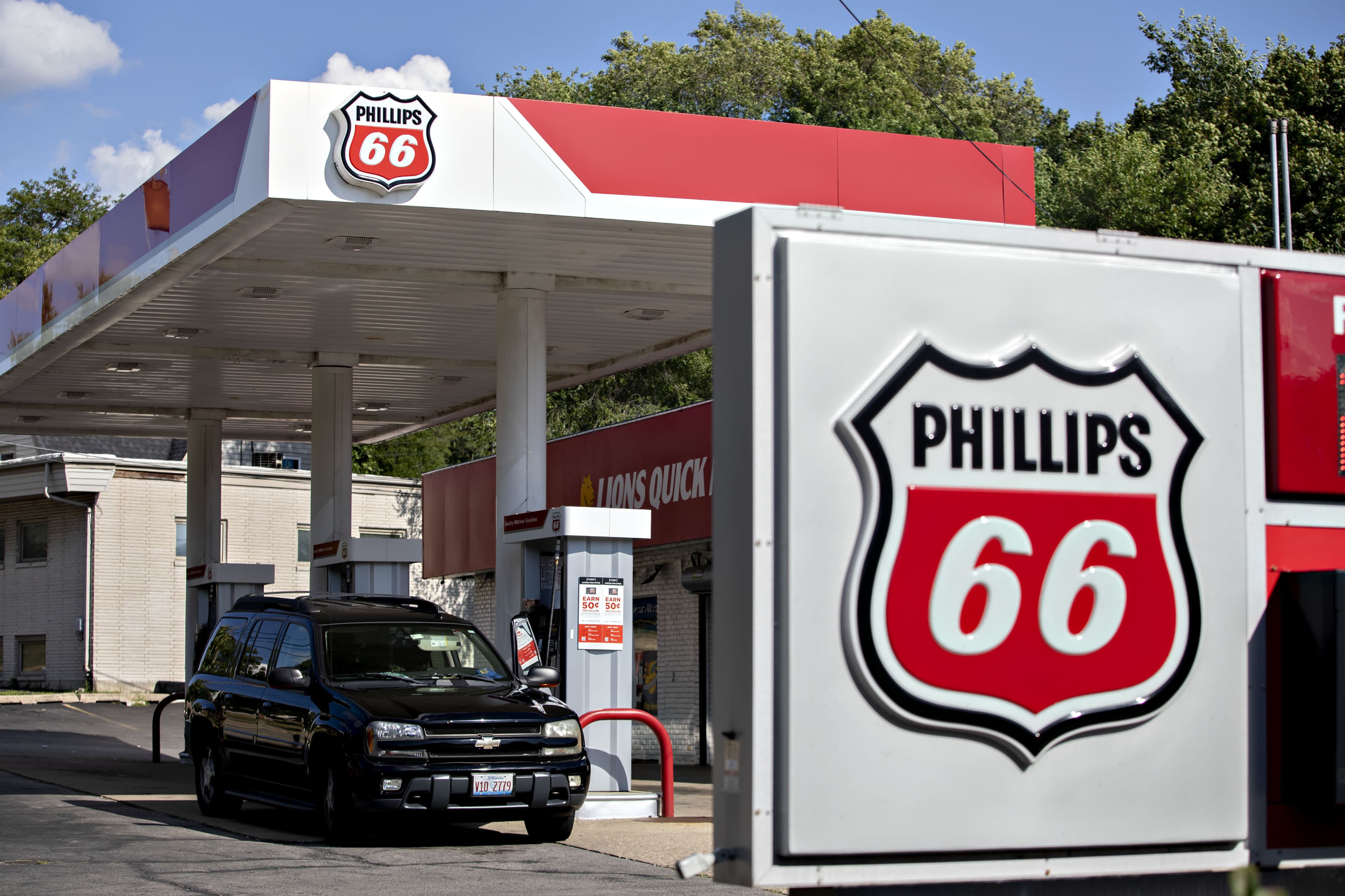 Phillips 66-nın təmiz mənfəəti kəskin azaldı