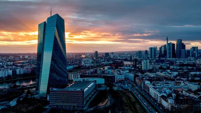 ECB iqtisadçıları neytral faiz dərəcəsini 1,75-2,25% aralığında qiymətləndirirlər