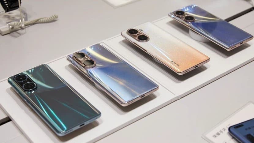 2024-cü ildə qlobal smartfon tədarükü 6,4% artacaq