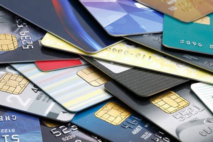 Azərbaycanda ödəniş kartlarının sayı 20 milyona çatıb