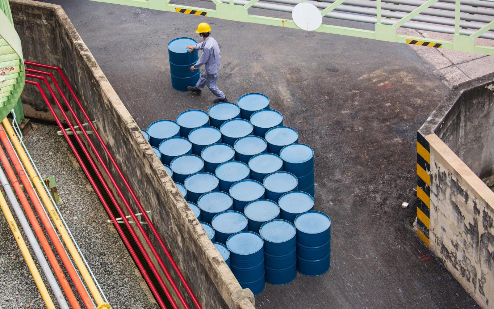Neft bahalaşıb, Brent 75,4 dollar/barelə satılır