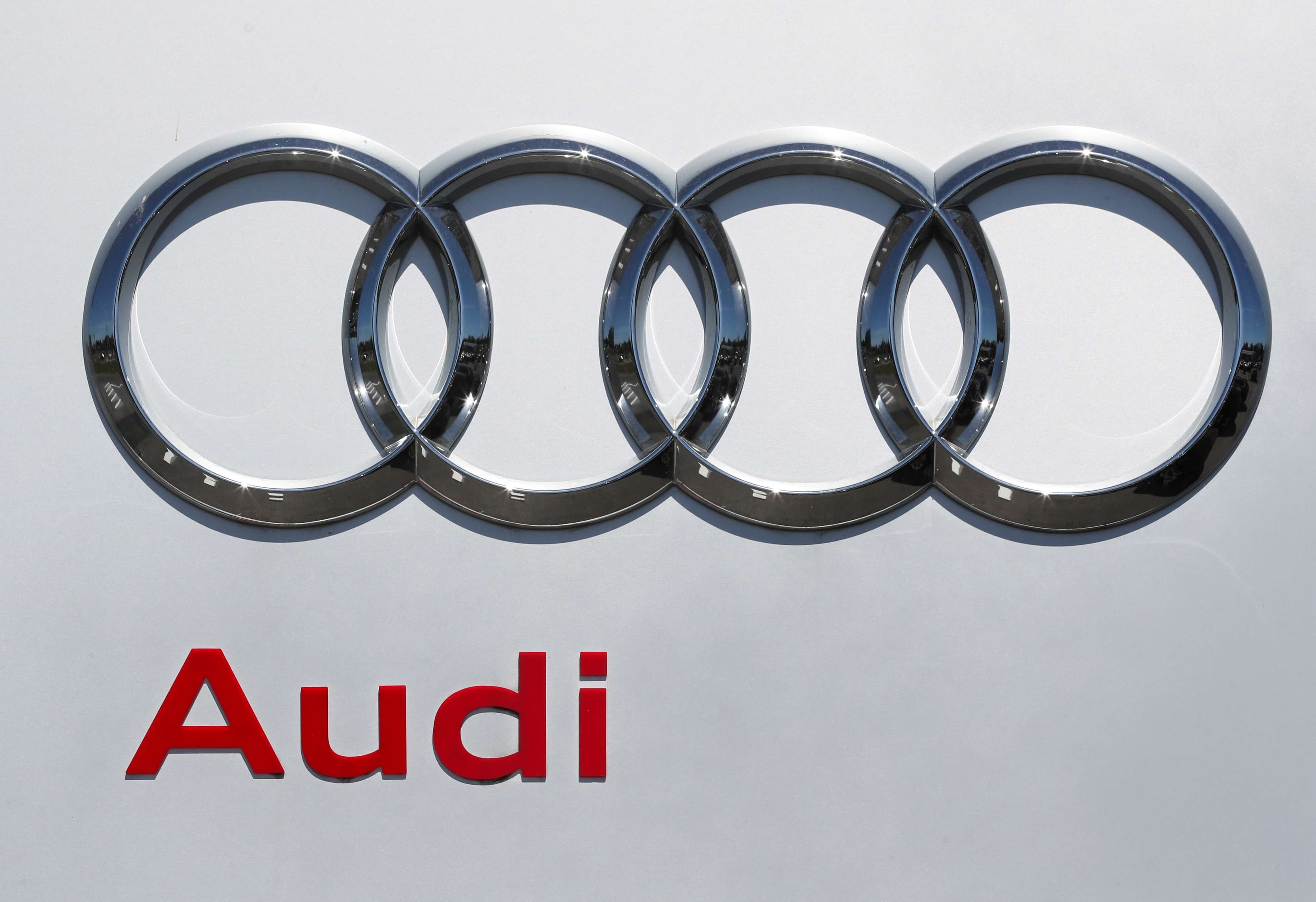 Audi materialların keyfiyyətini artıracağını vəd edir