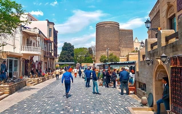 Azərbaycana
turist axını 4,1% artıb