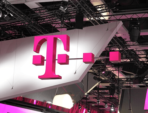 Deutsche Telekom dördüncü rübdə xalis mənfəəti açıqlayır