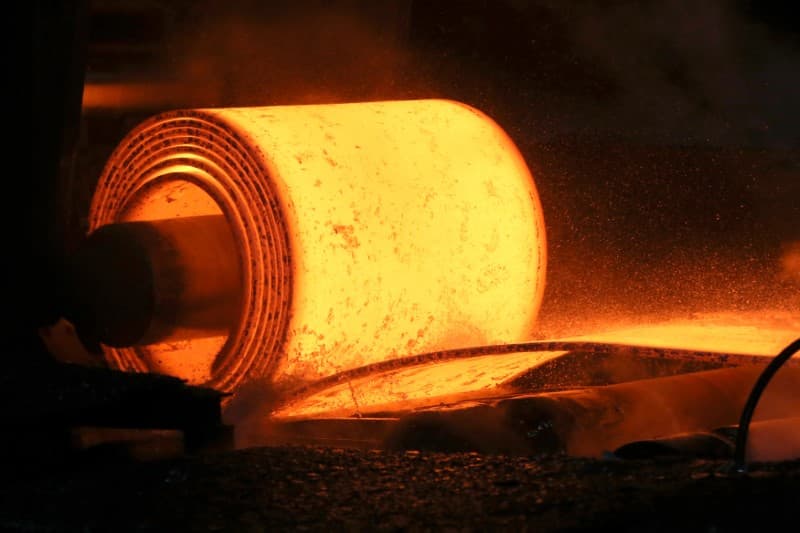 Çin qara metal istehsalını azaltmağa hazırlaşır