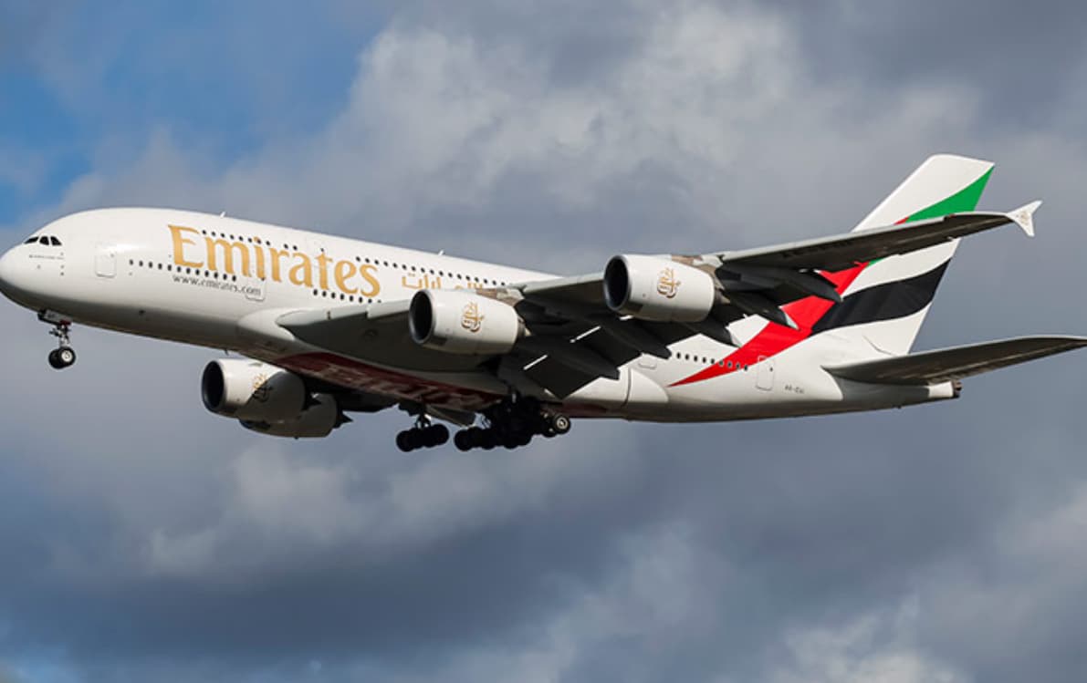 Emirates təyyarələri təkmilləşdirmək üçün təxminən 5 milyard dollar xərcləyəcək