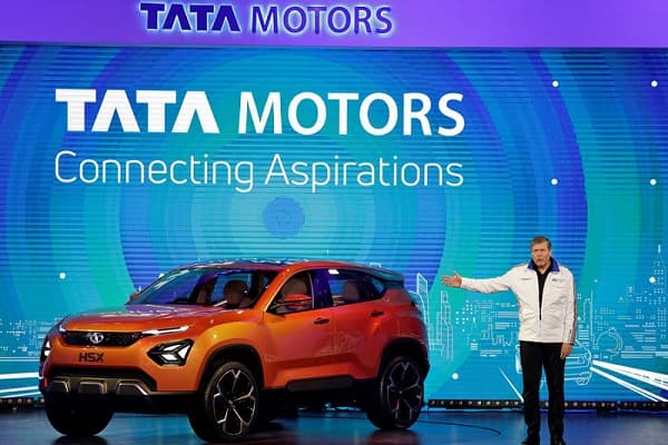 Tata Motors, elektrikli avtomobil istehsalını təxirə salır