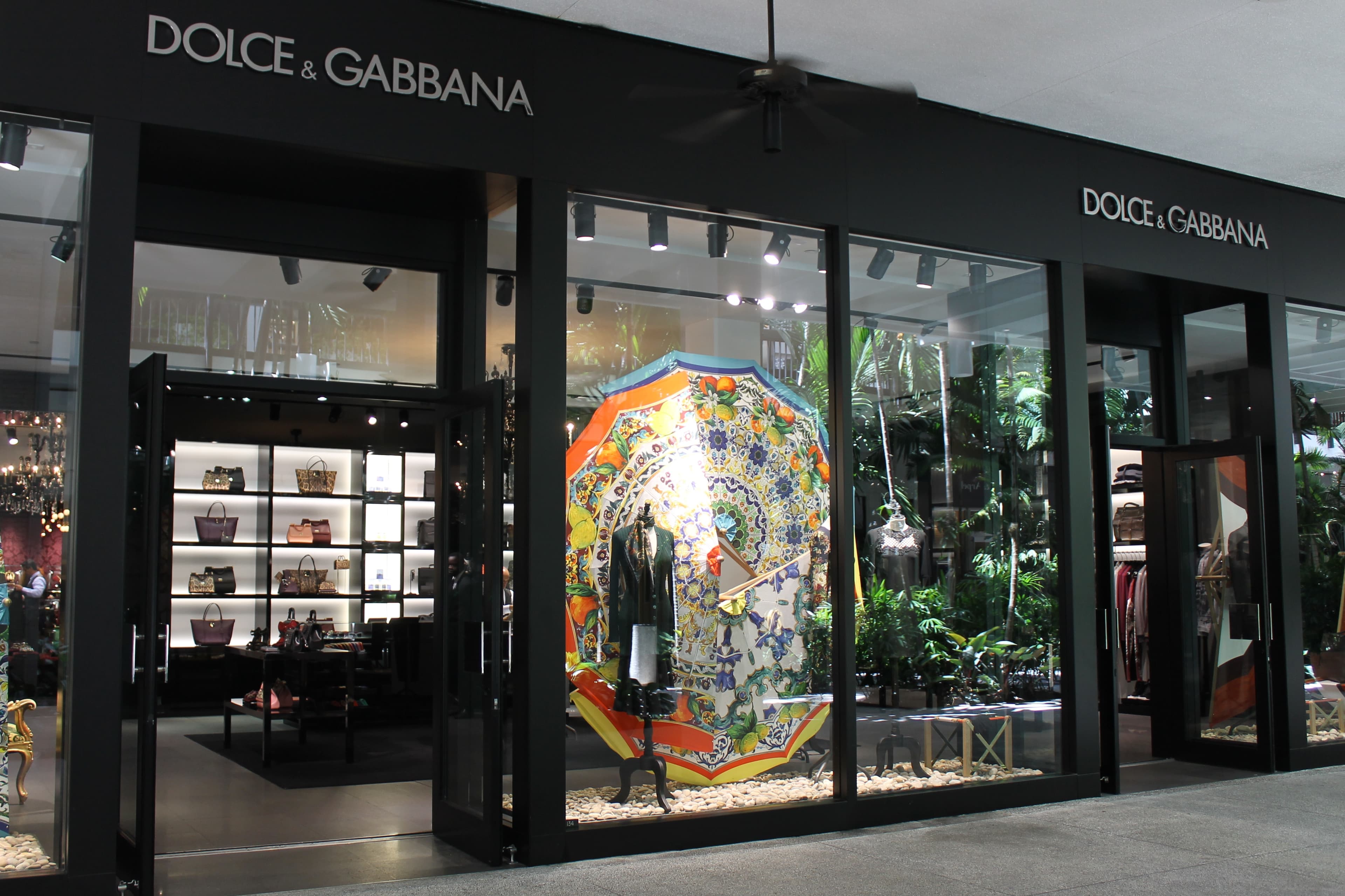 Dolce & Gabbana moda evi diversifikasiya yolu ilə müstəqilliyi gücləndirməyi planlaşdırır