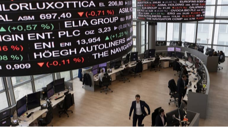 Avropa fond bazarları enişlə bağlandı